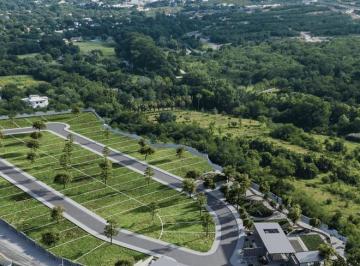 Terreno / Lote · 225m² · Venta Terrenos Residenciales en El Yerbaniz Carretera Nacional Santiago Desde 225 m²