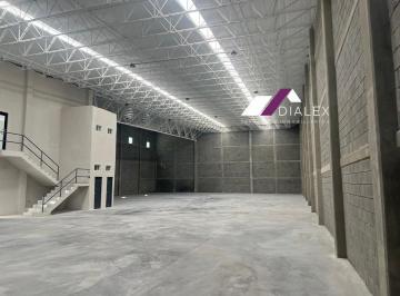 Bodega comercial · 997m² · Renta Bodega de 1,056 m² Parque 100 Santa Catarina con Subestación Eléctrica, Andén de Carga y Rampa