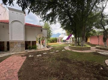 Quinta · 2000m² · 3 Recámaras · Venta Quinta de 2,000 m² en Fracc. Villa Los Reyes - Carretera Nacional en Santiago Palapa Incluida