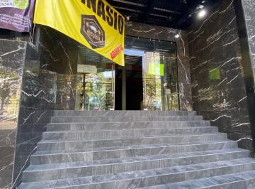 Local comercial · 350m² · 20 Estacionamientos · Local - Niños Héroes