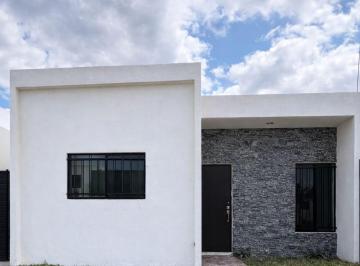 Casa · 120m² · 2 Recámaras · Hermosa Casa en Renta Las Americas, Merida