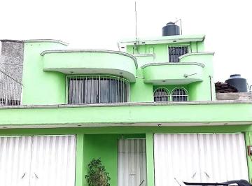Casa · 240m² · 4 Recámaras · 2 Estacionamientos · Casa en Renta en Viento Nuevo, Ecatepec de Morelos