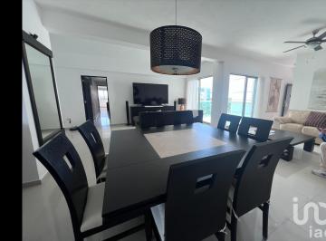 Departamento · 185m² · 3 Recámaras · 2 Estacionamientos · Departamento con 3 Recamaras en Venta por Av Bonampak en Cancun Quintana Roo