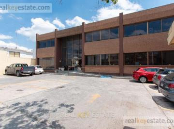 Casa en condominio · 1242m² · 12 Estacionamientos · Edificio de Oficinas en Venta en Centro de Monterrey