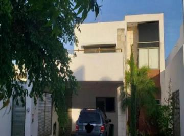 Casa de 3 habitaciones, Mérida · ¡Oportunidad! Casa en Altabrisa, Mérida: La Ciudad Más Segura, Exclusiva y de Mayor Plusvalía