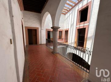 Casa · 1279m² · 10 Recámaras · 6 Estacionamientos · Propiedad en Renta, Centro Histórico Querétaro, Casona Colonial Antigua con Alto Potencial Comercial