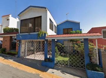 Casa de 5 habitaciones, Naucalpan de Juárez · Casa en Venta en P.º de Italia 103, Lomas Verdes 3ra Secc, Naucalpan de Juárez, Méx.