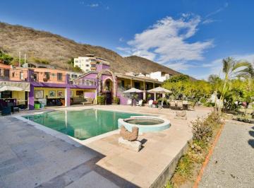 Casa de 10 habitaciones, Chapala · Casa Galeana en Ajijic, Chapala Motivated Seller