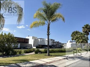 Terreno / Lote · Kl/ Terreno en Venta en Una de Las Privadas Más Exclusivas y Céntricas de Juriquilla.