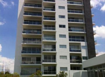Departamento · 108m² · 2 Recámaras · 2 Estacionamientos · Departamento en Renta en Lomas Altas