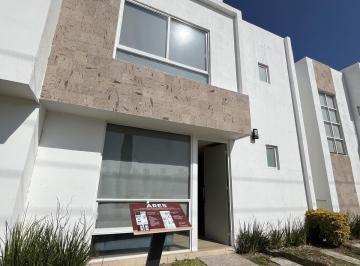 Casa · 122m² · 3 Recámaras · 2 Estacionamientos · En Venta Casa Nueva con Excelentes Acabados Al Norte de Aguascalientes! Modelo Ares!