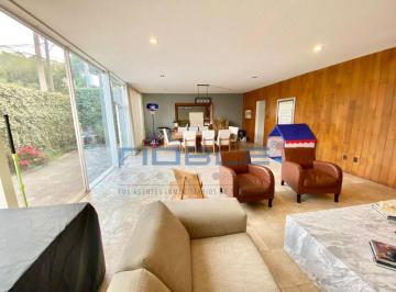 Casa de 4 habitaciones, Miguel Hidalgo · Casa en Venta - Lomas de Bezares