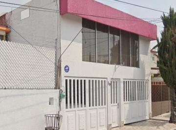 Casa de 4 habitaciones, Tlalnepantla de Baz · Casa con 4 Habitaciones de 224 m² en Venta en Tlalnepantla de Baz