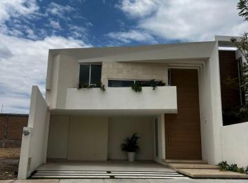 Casa en condominio de 3 habitaciones, Aguascalientes · Ram - Casa con 243 m² Superficie de Terreno, 3 Habitaciones en Venta en Loretta 2