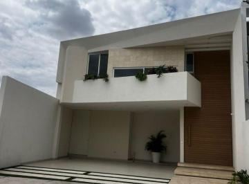 Casa en condominio de 3 habitaciones, Aguascalientes · Cz - Casa en Venta, de 243 m² de Terreno en Venta, Loretta 2