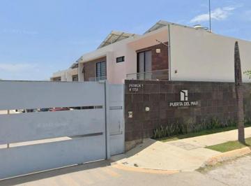 Casa de 3 habitaciones, Lázaro Cárdenas · Se Vende Casa en Michoacan, Lazaro Cardenas, Ferrocarrilera, Vista Industrial.
