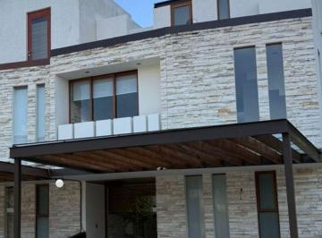 Casa de 3 habitaciones, San Andrés Cholula · Casa en Renta en Loreta – Lomas de Angelópolis