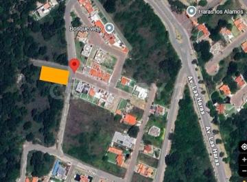 Terreno / Lote · 1000m² · Lote en Venta en Haras de 1000 m² Muy Cerca de La Entrada Principal