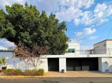 Casa de 3 habitaciones, Querétaro · Casa en Venta, San Francisco Juriquilla