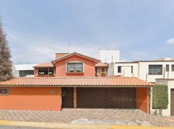 Casa de 3 habitaciones, Huixquilucan · Casa en Venta en Lomas de Las Palmas