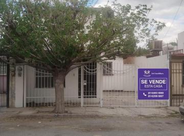 Casa · 119m² · 3 Recámaras · 1 Estacionamiento · Casa en Alamedas