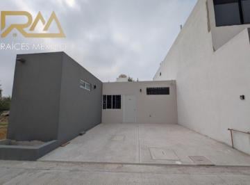 Casa · 2 Recámaras · 2 Estacionamientos · Casa en Venta Col. Jesus Luna Luna