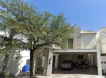 Casa de 3 habitaciones, Monterrey · Se Vende Casa en Nuevo Leon, Monterrey, Bosques de Las Cumbres.