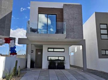 Casa de 3 habitaciones, Juárez · Casa con 3 Recámaras y 131 m² Superficie de Terreno en Venta en Juárez