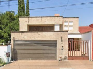 Casa de 4 habitaciones, San Pedro Garza García · Venta Casa Bosques del Valle 3er Sector San Pedro Garza Garcia N. L.