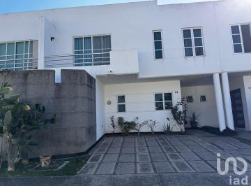 Casa · 157m² · 3 Recámaras · 2 Estacionamientos · Casa en Venta Cerca de Las Playas de Nuevo Vallarta Nayarit