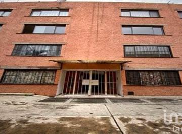 Departamento · 111m² · 3 Recámaras · 1 Estacionamiento · Venta de Departamento en Haciendas de Coyoacán. Recuperación Bancaria, Entrega Inmediata