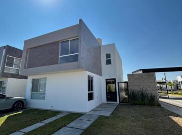 Casa · 69m² · 2 Recámaras · 1 Estacionamiento · Casa en Villa de Pozos