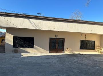 Casa · 100m² · 3 Recámaras · 10 Estacionamientos · Casa en Montemorelos