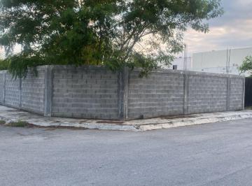 Terreno / Lote · 100m² · 5 Estacionamientos · Venta de Terrenos