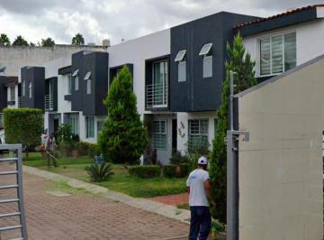 Casa de 2 habitaciones, Zapopan · Vendo Bonita Casa a Mitad de Precio en Col. Lomas de Zapopan Cerca de Gran Terraza Belenes