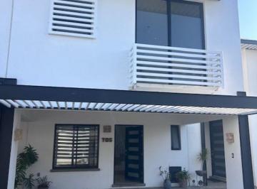 Casa de 3 habitaciones, León · Casa en Renta en Amberes Residencial