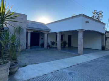 1 · Casa en Venta, en Él Alamo, Santiago Nl