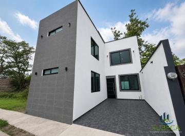 Casa de 3 habitaciones, Coatepec · Casa en Venta en Fraccionamiento San Miguel, Coatepec