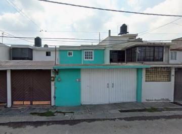 Casa de 2 habitaciones, Cuautitlán Izcalli · Casa en Venta en Bosques de Hacienda