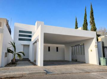 Casa en condominio de 3 habitaciones, Mérida · Casa en Venta en Altabrisa Privada Quinta Real
