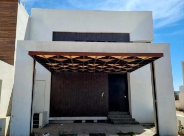 1 · Casa en Venta en Altozano La Nueva Laguna, Gómez Palacio, Durango