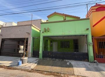 Casa · 121m² · 3 Recámaras · 2 Estacionamientos · Casa en Arboledas Nueva Lindavista