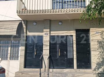 Casa · 469m² · 9 Recámaras · 2 Estacionamientos · Casa en Venta La Colonia Morelos, Guadalajara.