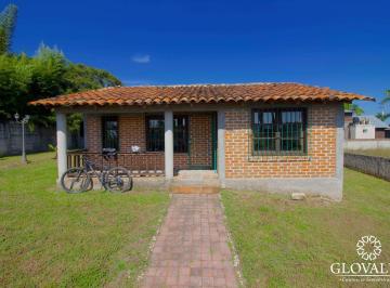Casa · 600m² · 2 Recámaras · 4 Estacionamientos · Hermosa Cabaña Campestre en Miradores Venta