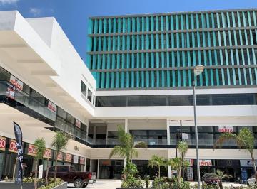 Local comercial · Renta Local Comercial Av 135 Cancun