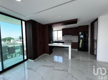 Departamento · 140m² · 3 Recámaras · 2 Estacionamientos · Departamento en Renta en La Paz