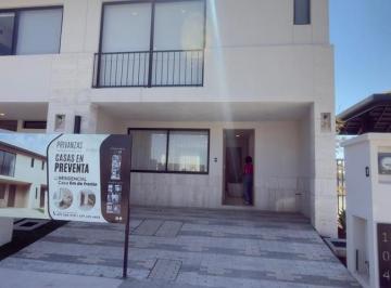 Casa · 135m² · 3 Recámaras · 2 Estacionamientos · Casa en Venta Entrega Inmediata Privanzas