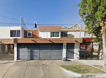 Casa en Venta de 3 habitaciones Prados de Guadalupe · Venta de Casa en Prados de Guadalupe Zapopan Jal