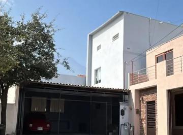 1 · Casa en Venta en Paseo de Cumbres, Monterrey, Nuevo León