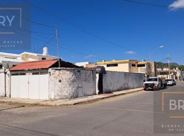 Casa · 189m² · 4 Recámaras · 2 Estacionamientos · En Venta o Renta Casa - Depto de Una Planta en Esquina en Col. Miguel Alemán